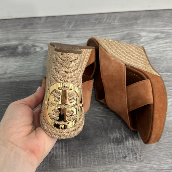 Worn suede Tory Burch espadrille sandal, tan size 7.5 - Picture 5 of 7